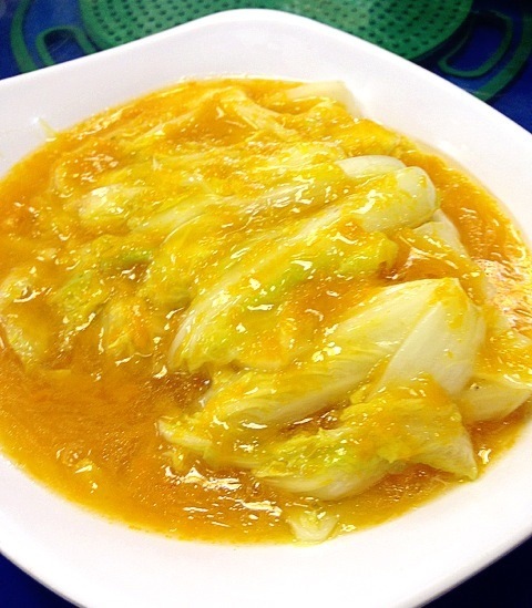  p data-id="gnx7rccsr9">《金汤娃娃菜》是一道菜谱,主要原料有娃娃
