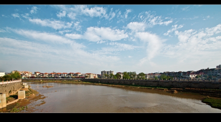  p>赣南,是 a target="_blank" href="/item/江西省/19438118" data