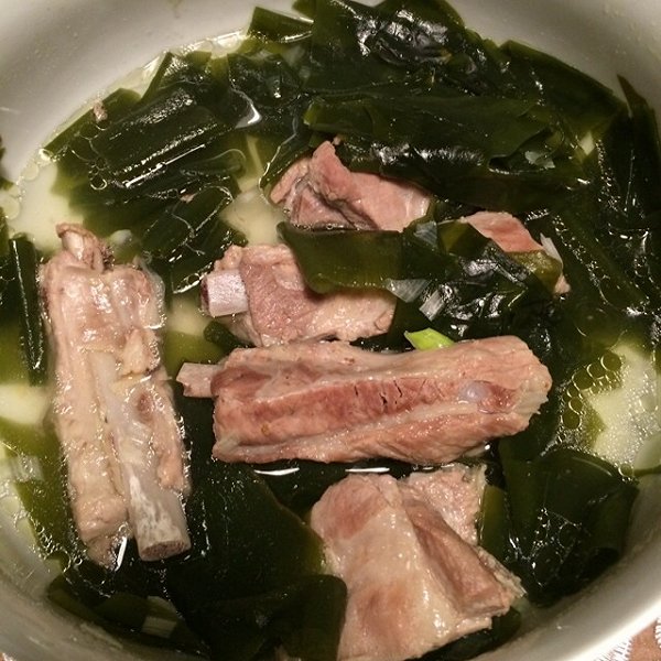 排骨焖海带