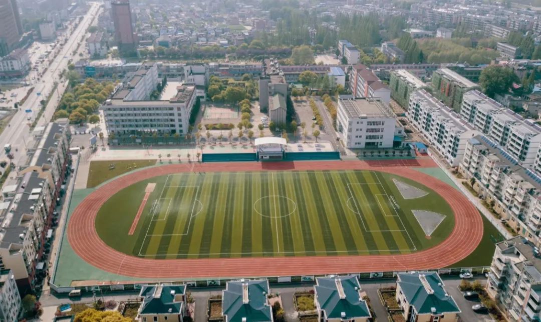 东至县大渡口中学