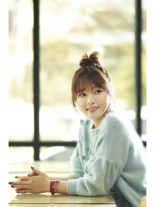 >吴智恩(         ,oh ji eun),1981年12月30日出生于韩国首尔市,演员