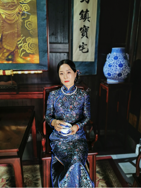 白晶晶