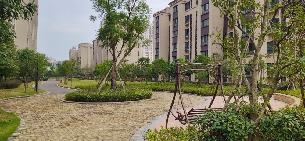  p data-id="gn2tiagad5">金瓯滨江国际位于重庆市江津滨江新城. /p>