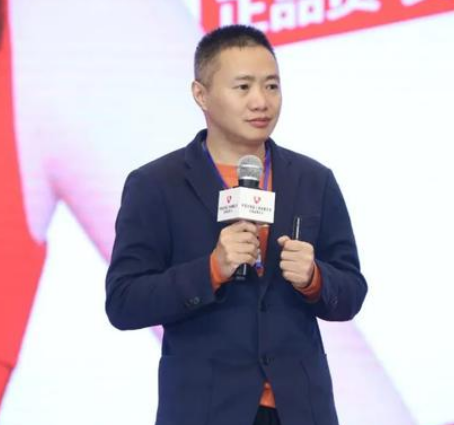  p data-id="gnb8mykxnc">刘船高,中国国籍,汉族,男,现任四川金甲虫