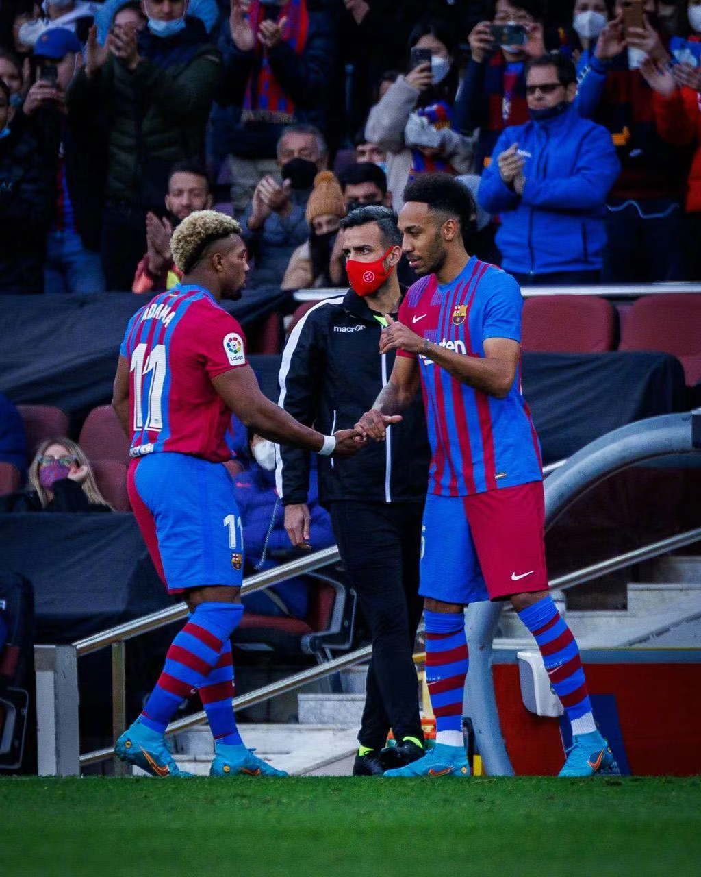  p>阿达马·特拉奥雷(adama traoré),全名阿达马·特拉奥雷·迪亚拉