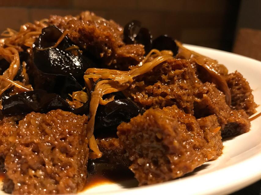 四季烤麸