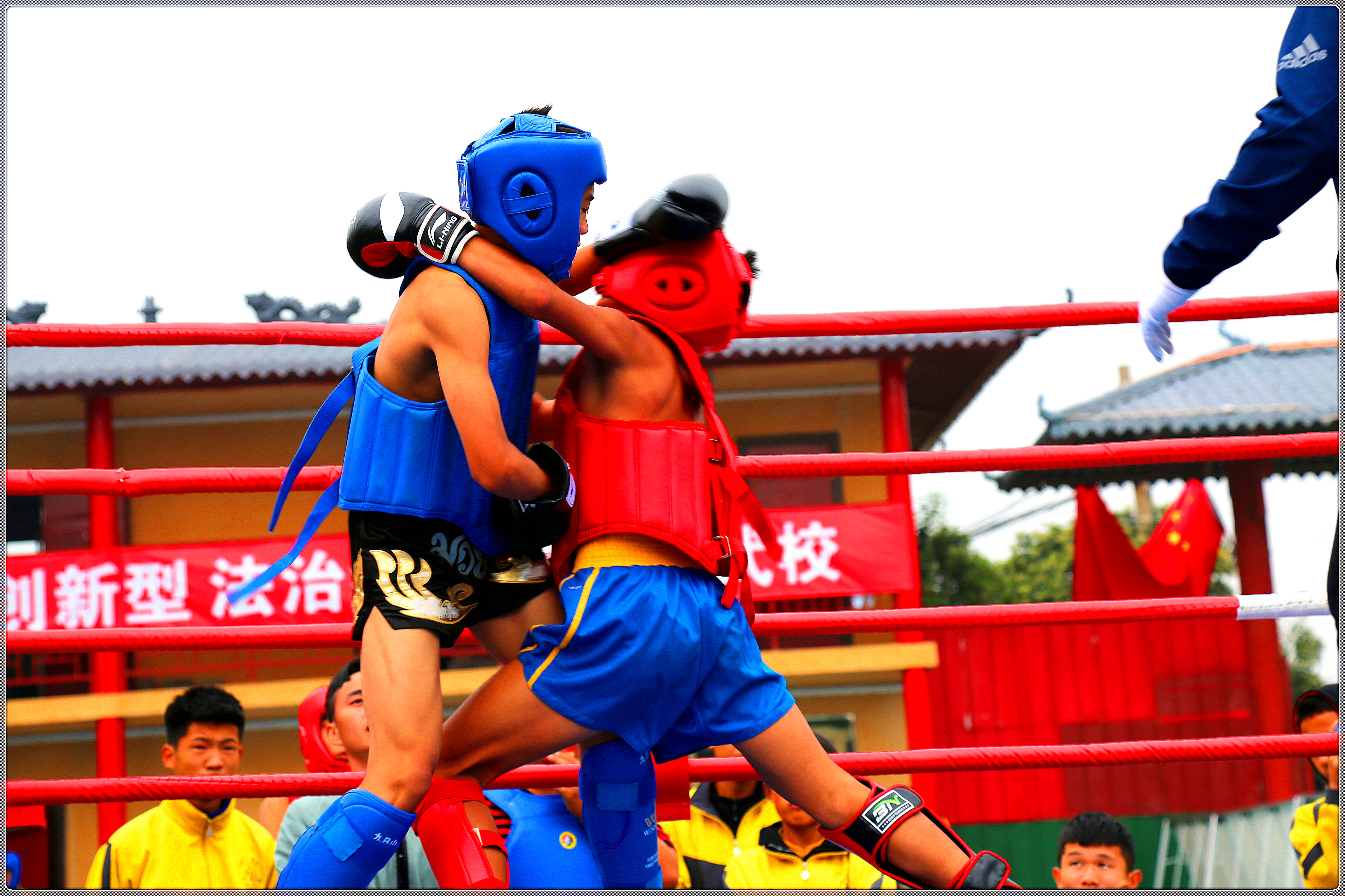 嵩山少林传统功夫文武学校