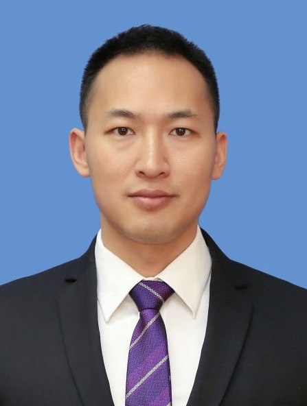  p data-id="gnbaido2o9">杨华,男,1981年11月生,陕西勉县人,北京医院