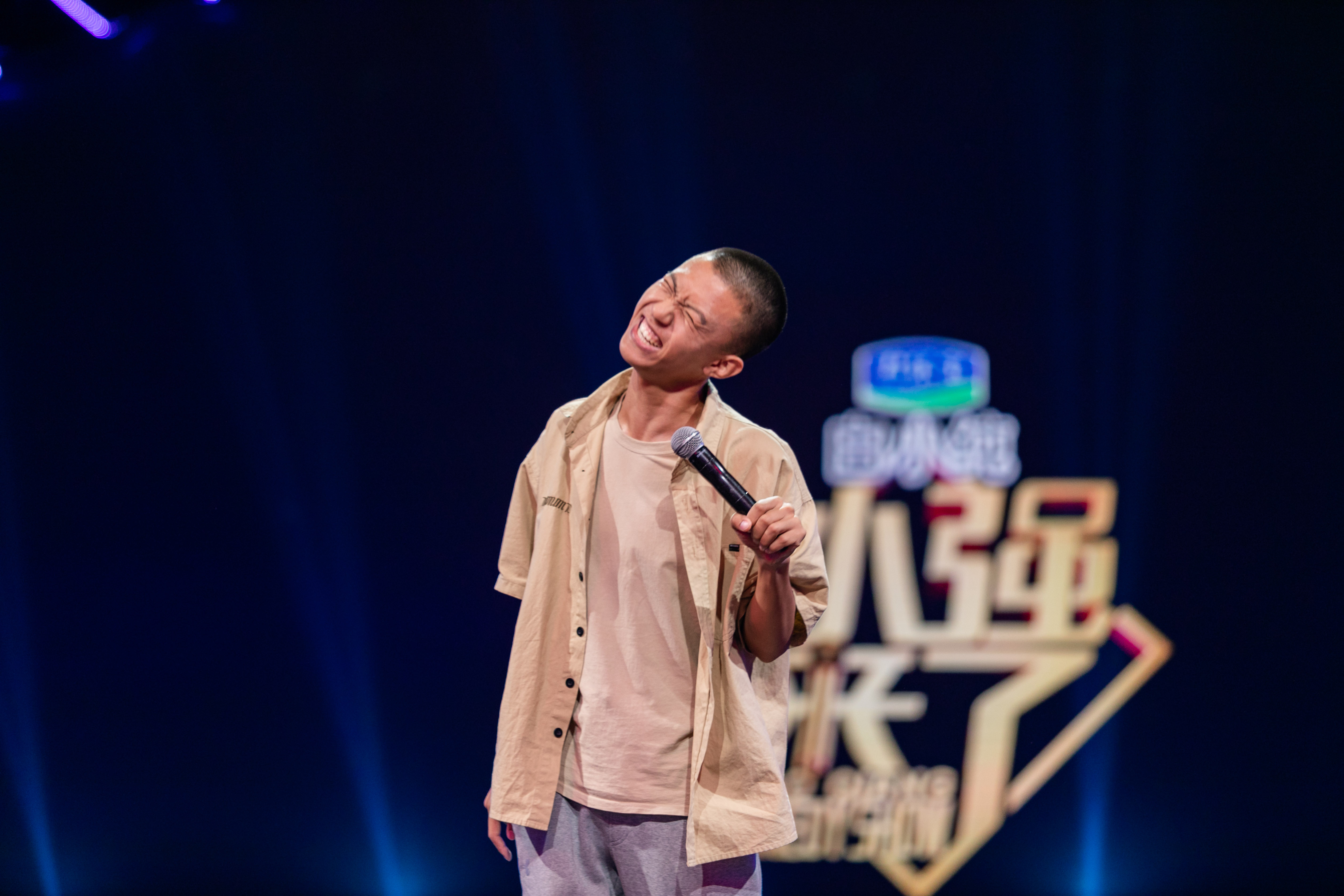 gmvcl8vj2l">付航,男, a target="_blank" href="/item/脱口秀/87243"