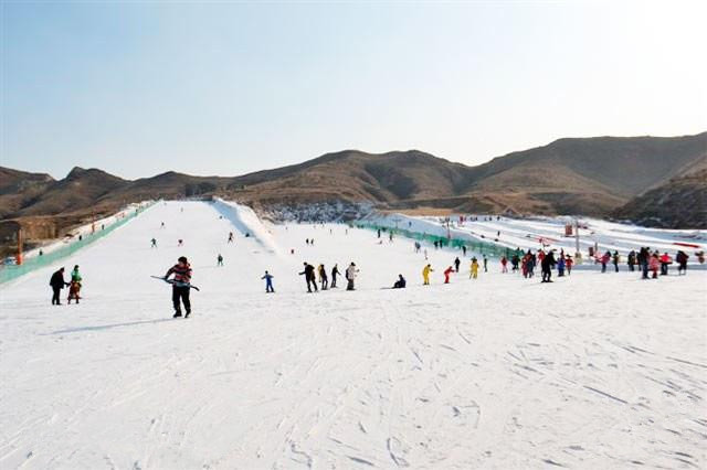 包头滑雪场