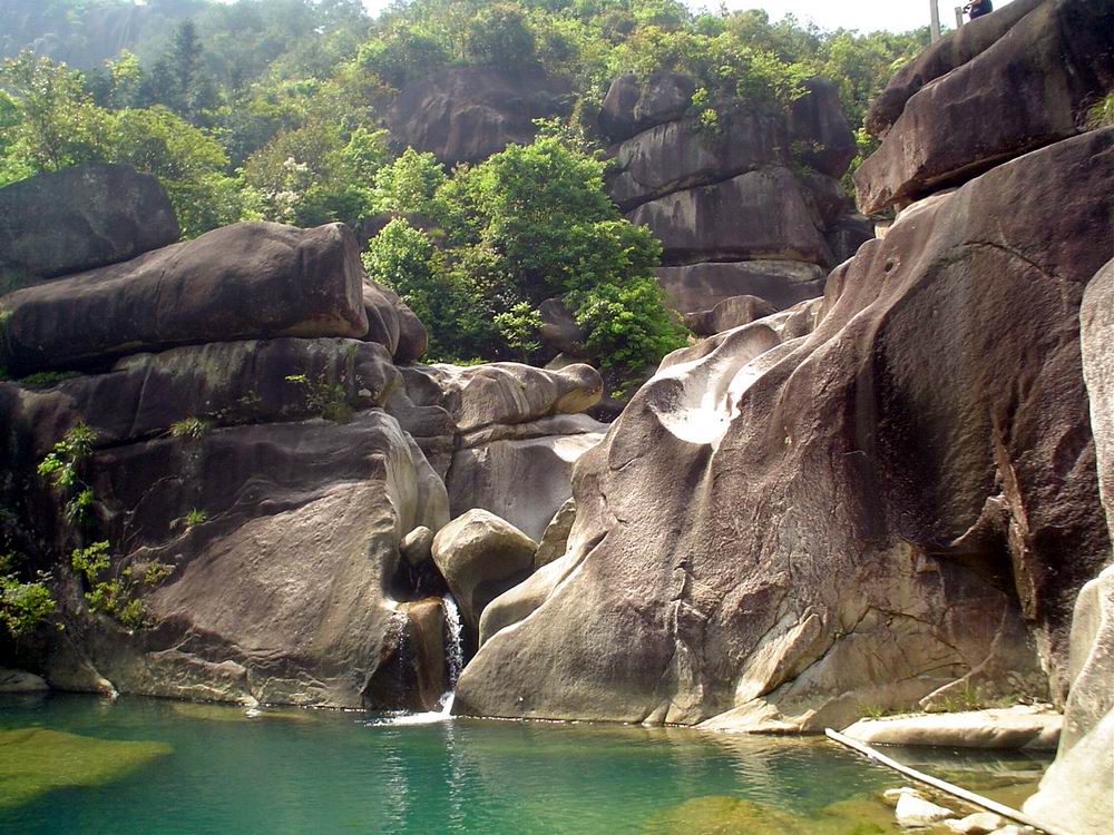 国家级风景名胜区,国家4a级旅游景区,2010年10月作为宁德世界地质公