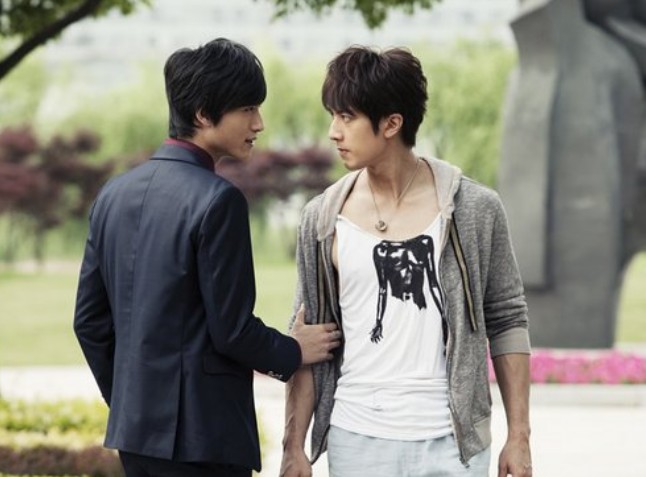 《阳光天使》由大陆和台湾两岸联合制作的的都市偶像电视剧