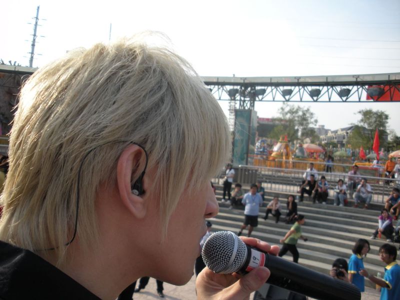  p data-id="gn3j1uc7xg">《娃娃脸》是在音乐创作上追求新多变的后弦