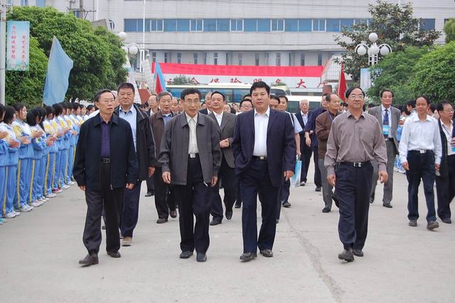 淮安市洪泽湖高级中学