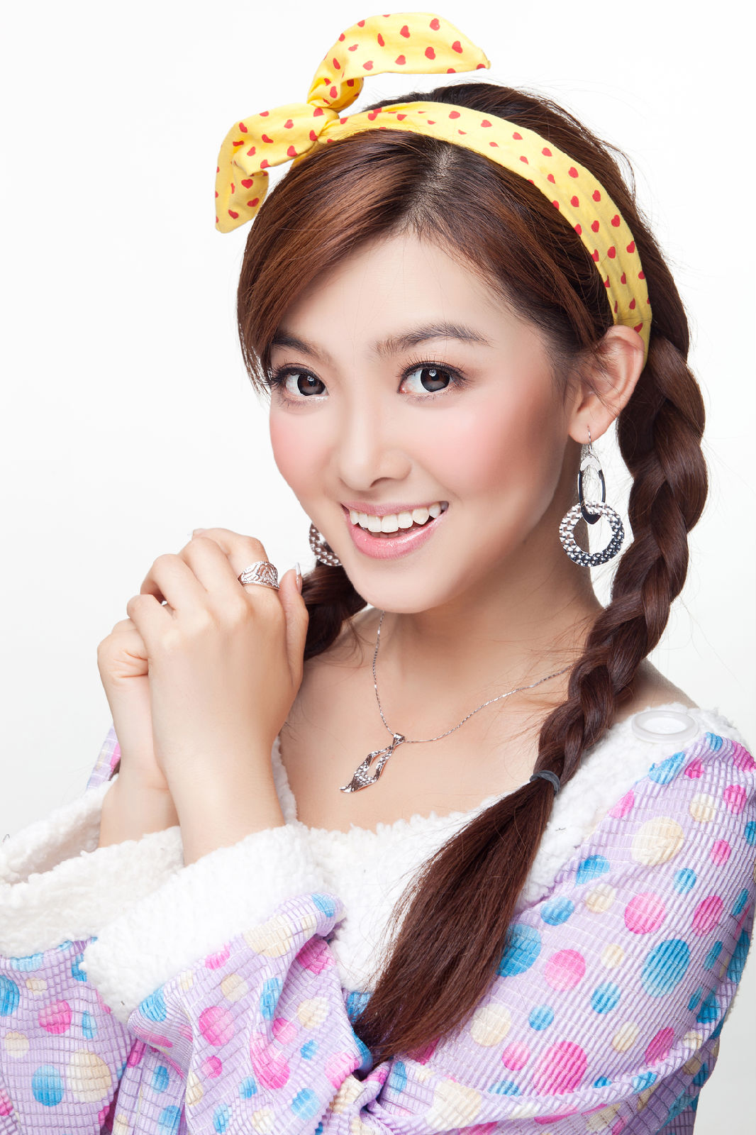  p data-id="gnav0jkg4n">《偶像诞生》是山东电视综艺频道推出的青春