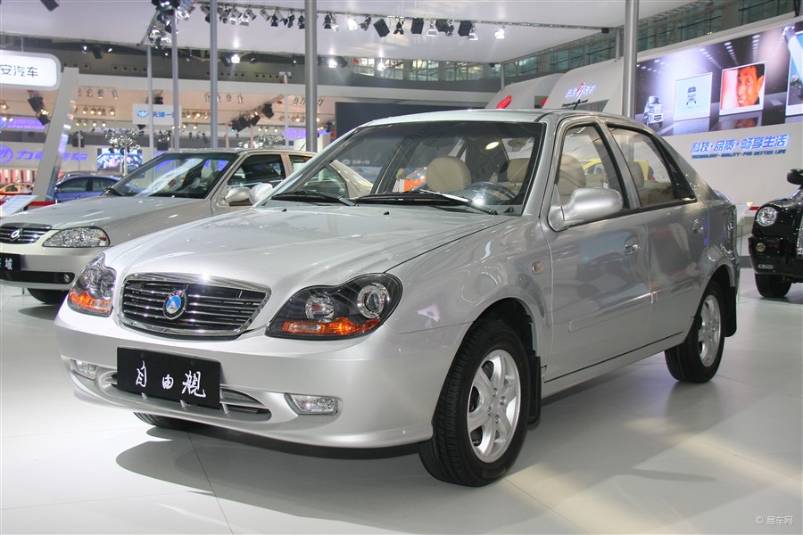 吉利全球鹰吉利全球鹰自由舰 1.0l mt cvvt 进取型 2012款