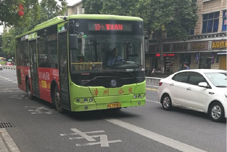  p>漳州公交28路运营于中国 a target="_blank" href="/item/福建省