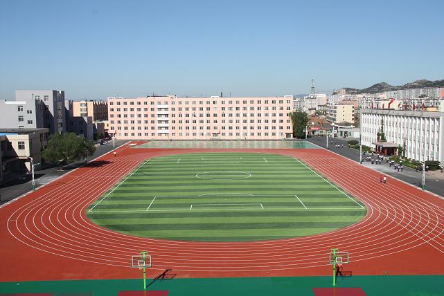 东港市第一中学