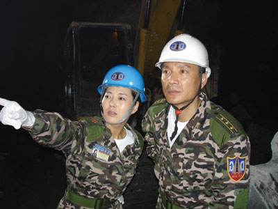  p data-id="gnzrkxp6lb">《石破天惊》是第二炮兵政治部电视艺术中心