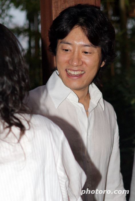  p>金明民 i>(         ,kim myung min) /i>,1972年10月8日出生于