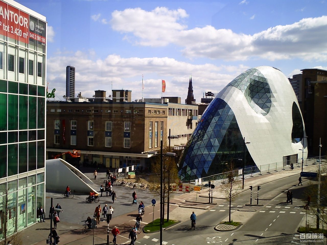  p>埃因霍温是一个充满创新的城市,也是荷兰第四大工业城,并且是欧洲