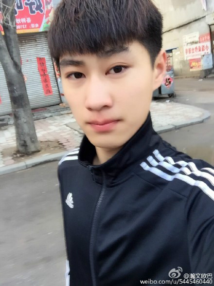 张瀚文