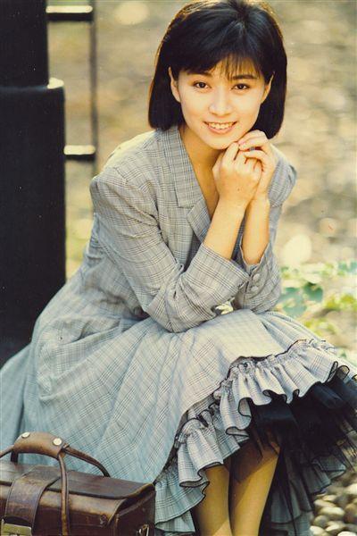 wen-lin fang,原名陈美玲,中国台湾女演员,歌手