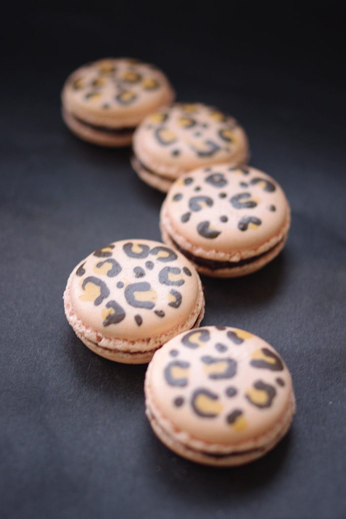 豹纹巧克力马卡龙