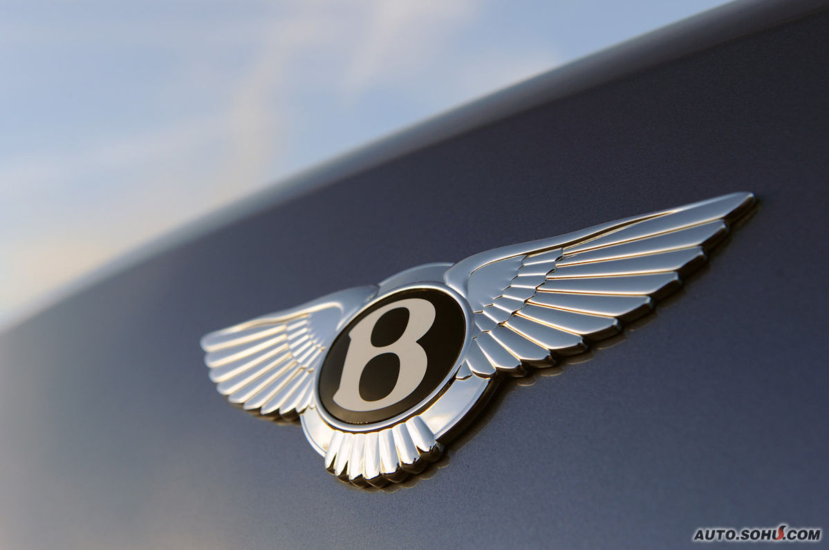  p>宾利慕尚是英国宾利汽车旗下的的豪华轿车,第一代车型于1980年推出