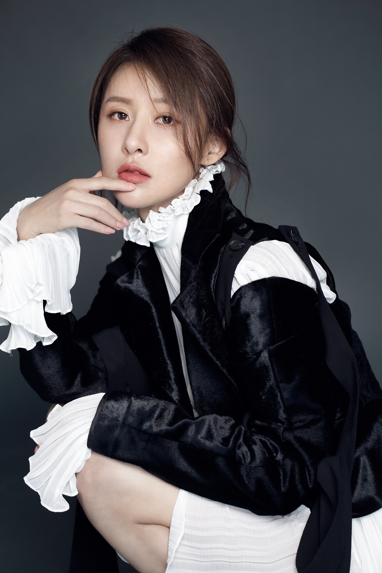  p>贾青,1986年11月2日出生于陕西省西安市,中国内地影视女演员,歌手