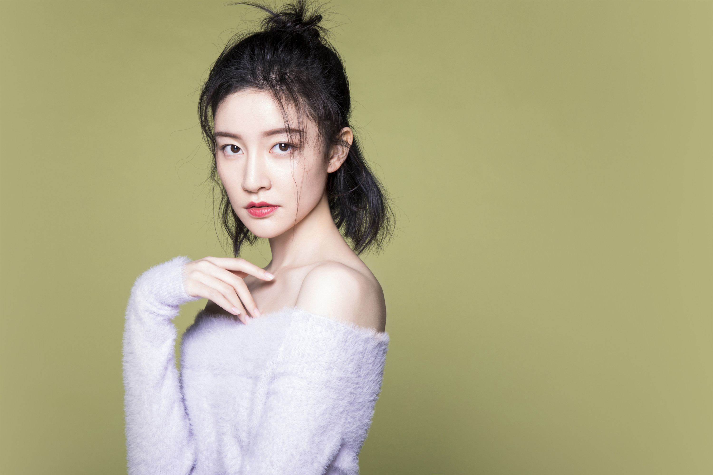 0k81ny08">崔心心,1994年10月12日出生于河南省焦作市,中国内地女演员