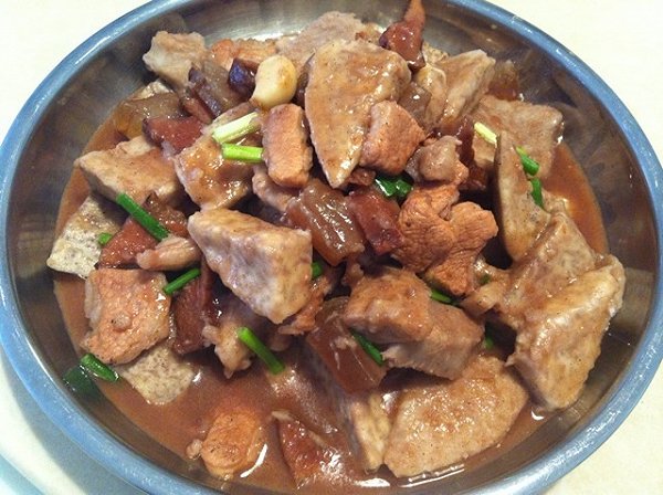 荔浦芋头烧排骨