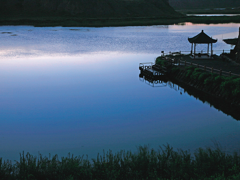 水洞沟红山湖