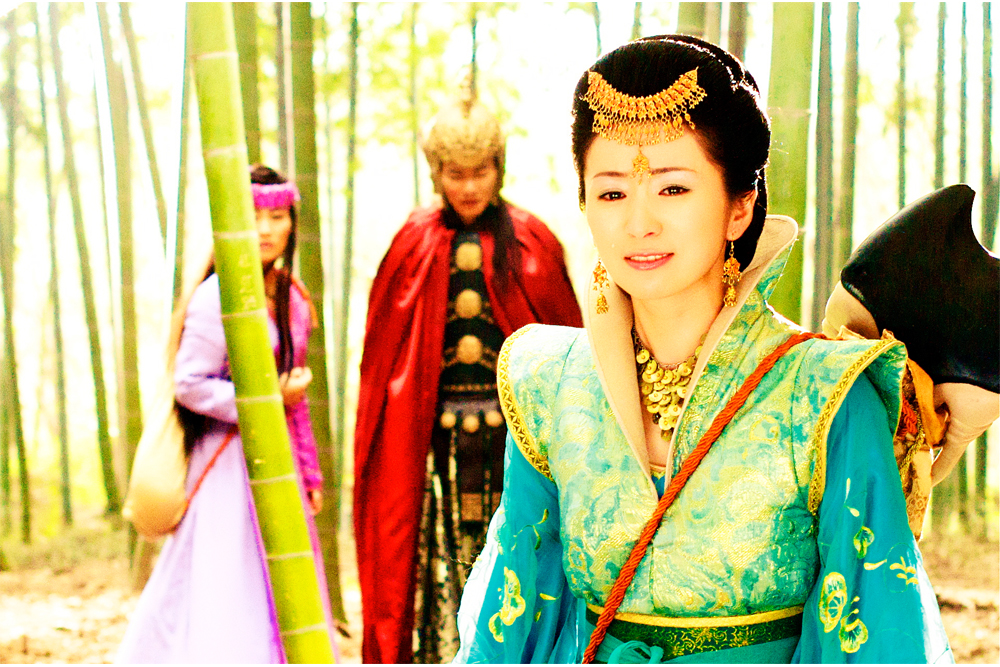  p>《女娲传说之灵珠》是北京拉风影视投资有限公司出品的古装,穿越