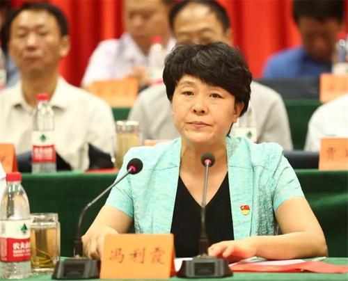  p data-id="gnbrvgsyjy">冯利霞,女,1967年2月生,河南原阳人,中央