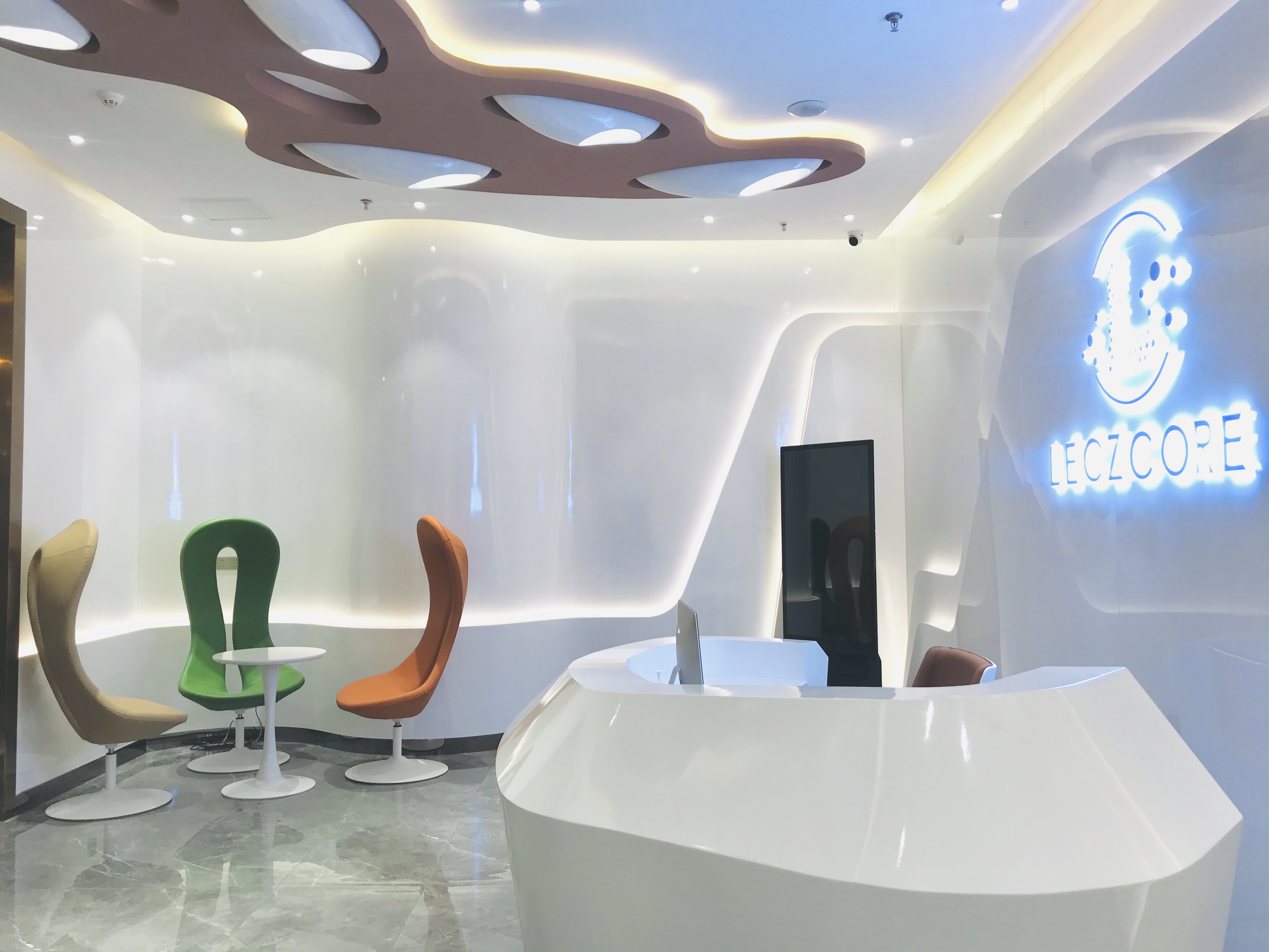 西宁丽滋卡尔门诊有限公司