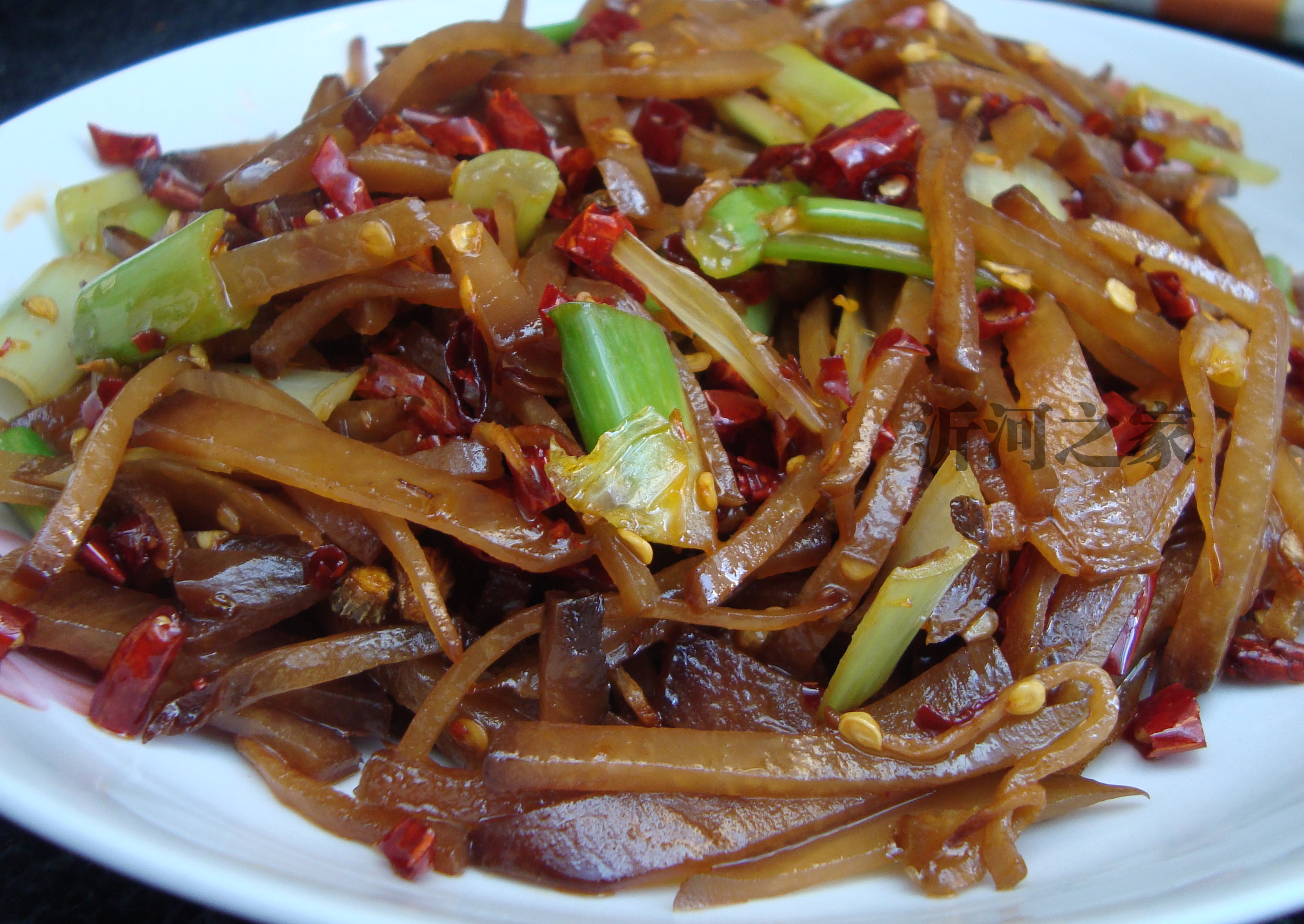 炒咸疙瘩丝