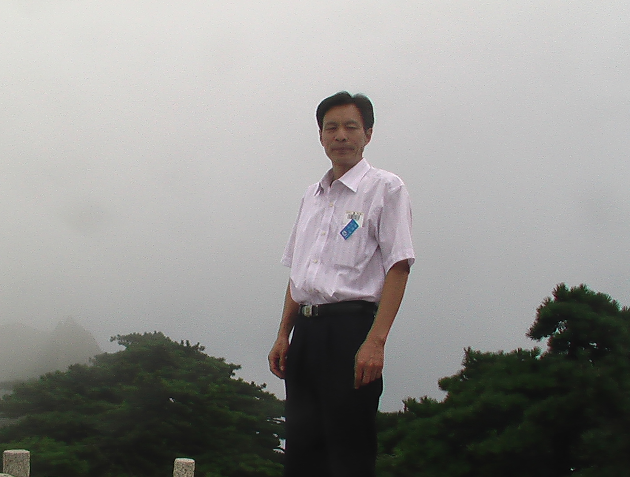 刘晗