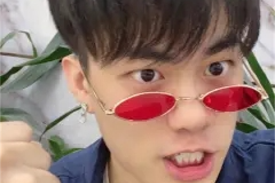 踢馆小馋