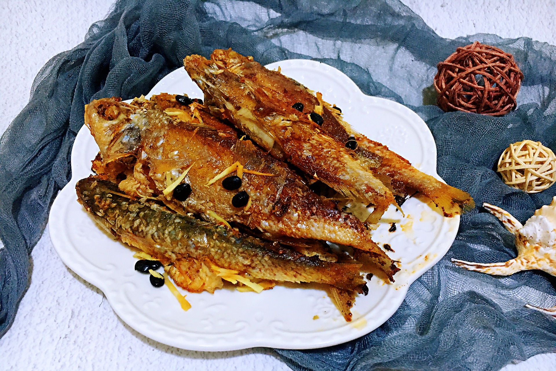 酱味烤小海鱼