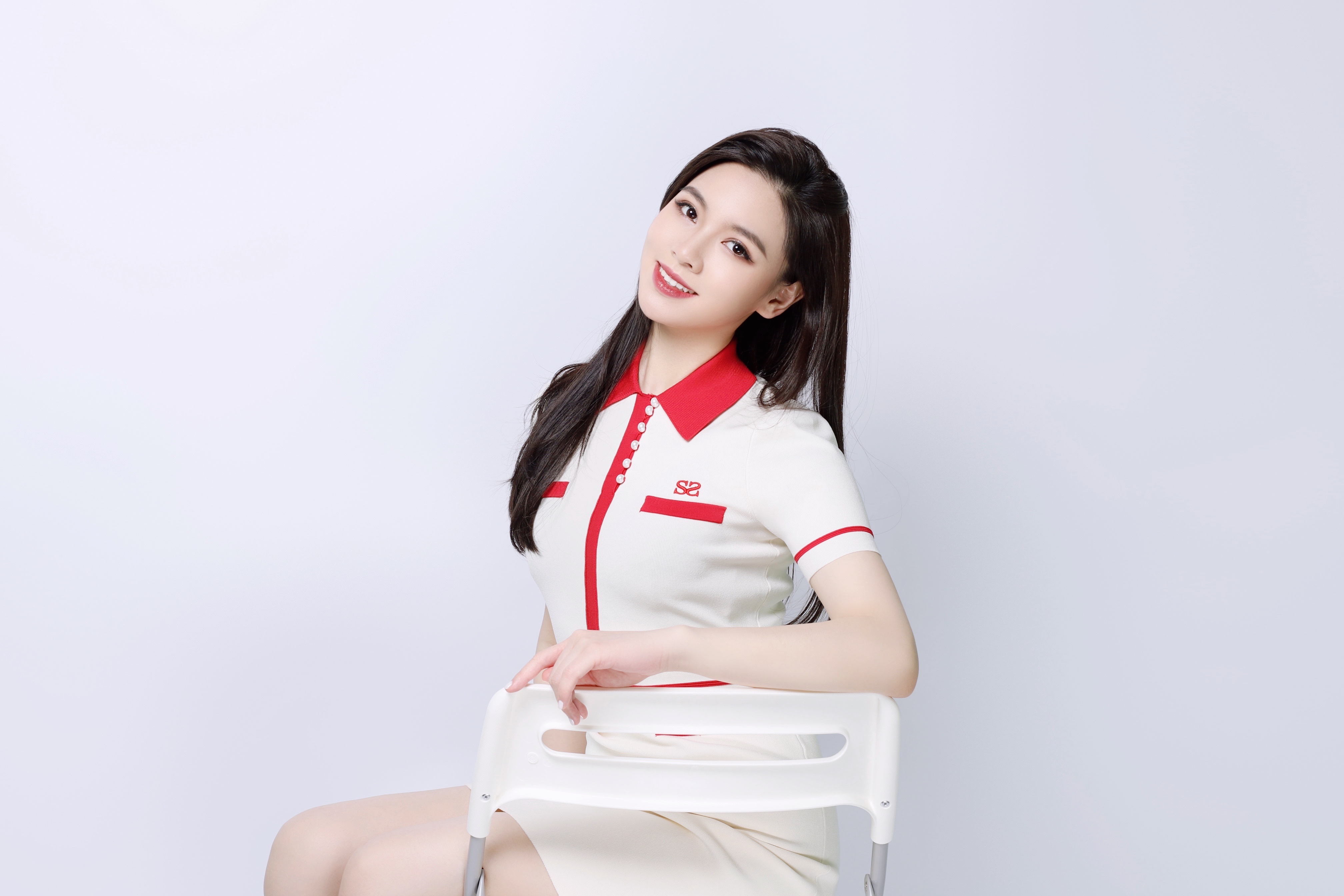 包含上海财经卫视主持人吴祺的词条