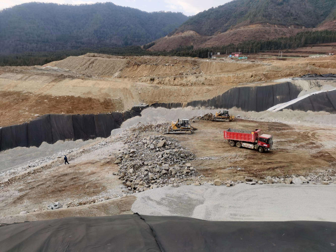 尾矿库内部监测