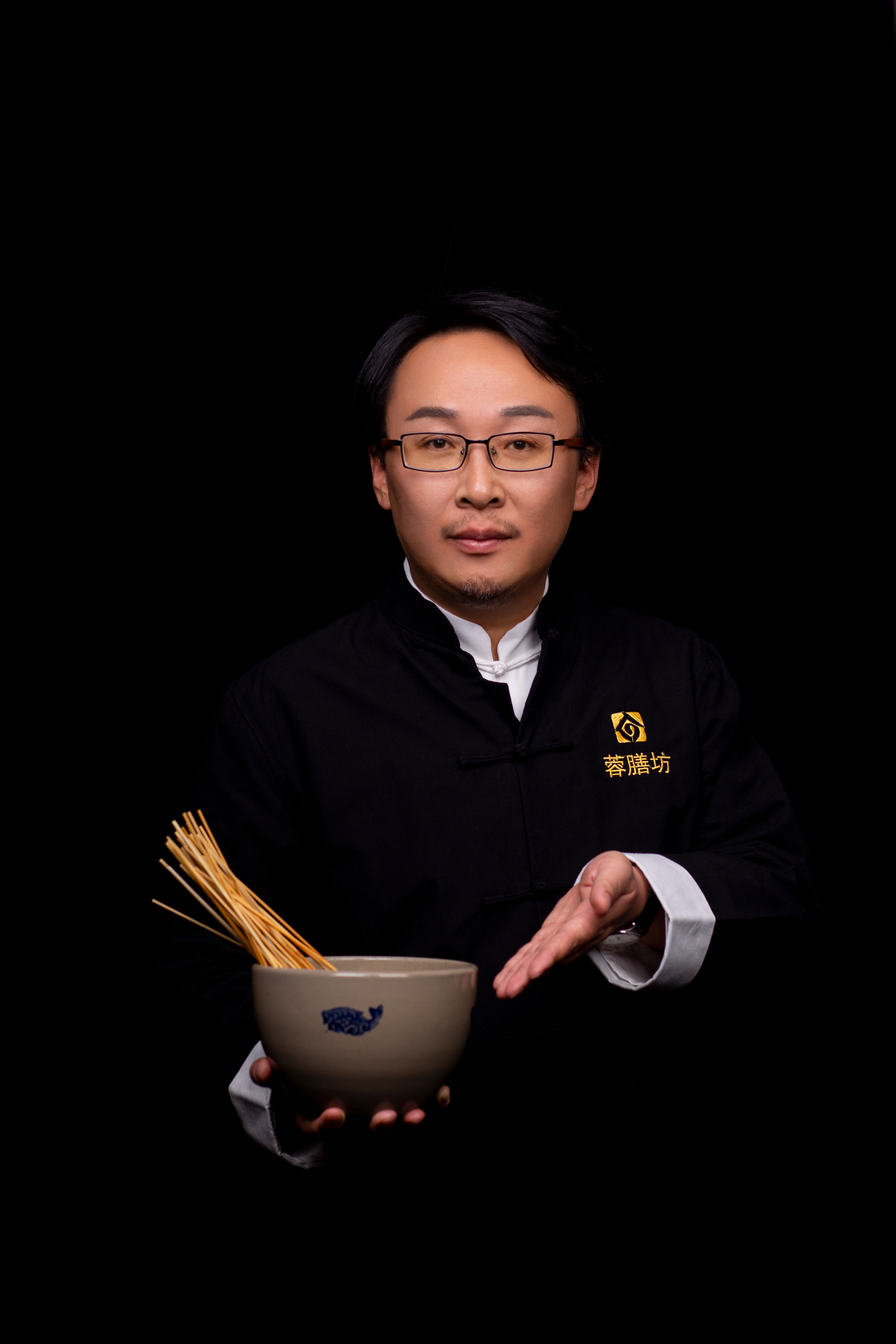 ref" data-ctrid="2d4q1om8yjd">贾国金,男,非遗四川冒菜第四代传承人