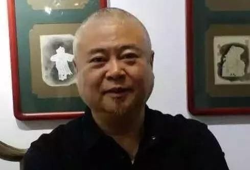  p>王文生,男,1952年毕业于武汉大学外语系,1956年在北京大学师从前