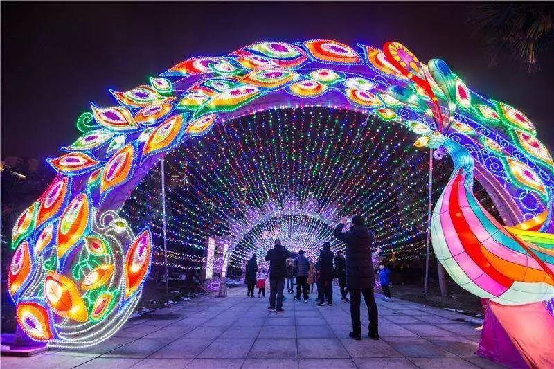  p>台湾灯会(taiwan lantern festival)是台湾地区交通主管部门观光局