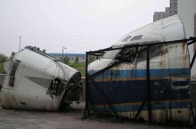 97年南航深圳空难：飞行员在暴雨中降落失败，机型同样是波音737_百科TA说