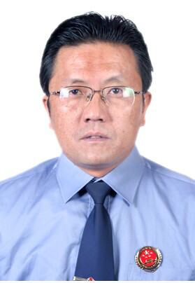  p>严渝康,男,公务员,甘孜藏族自治州人民检察院反贪局局长,甘孜州