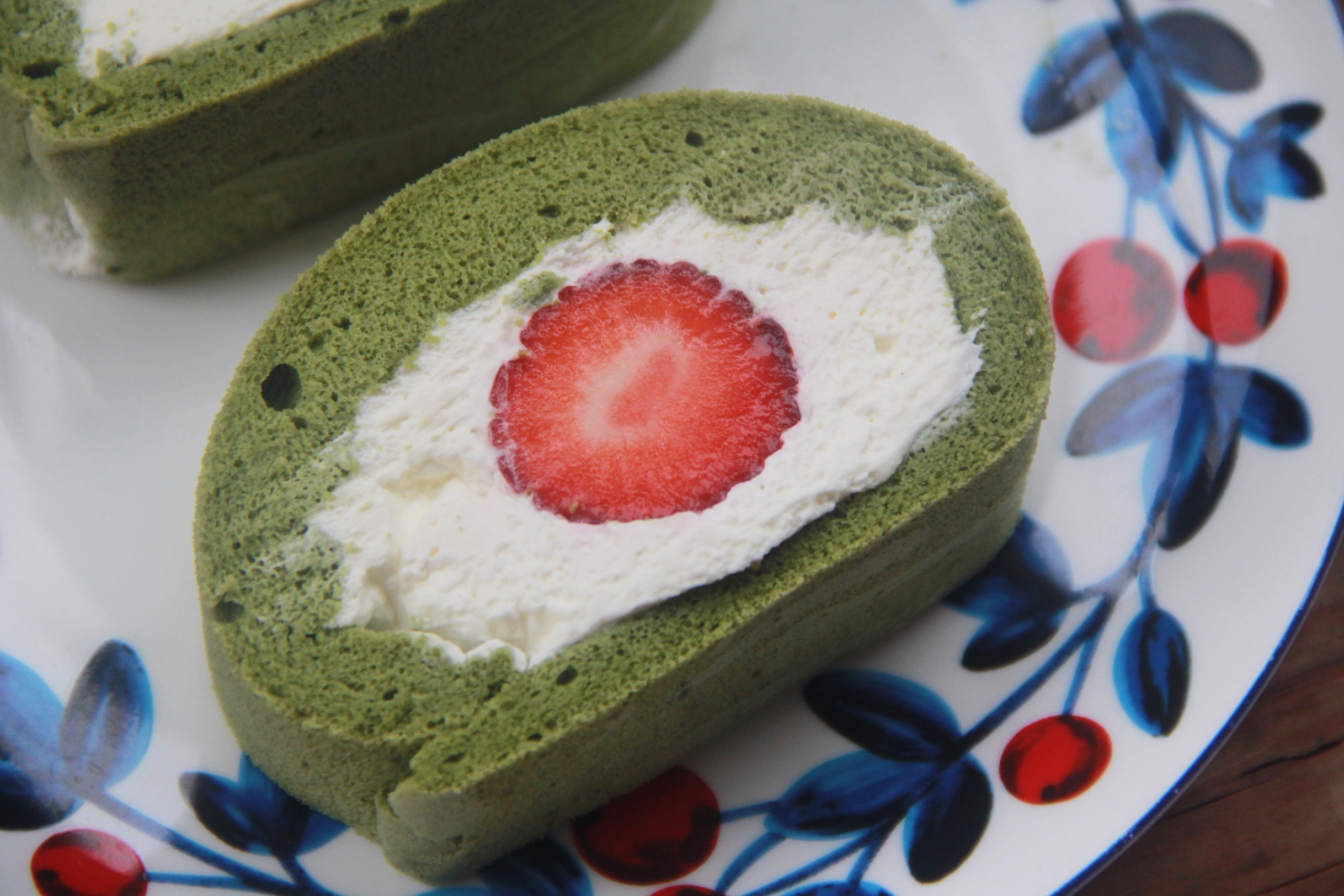 抹茶草莓卷