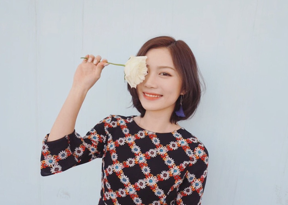  p>辛嘉宝,中国内地女主持人,毕业于 a target="_blank" href="/item