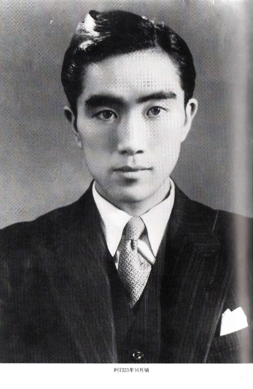  p>三岛由纪夫(yukio mishima,1925年1月14日 - 1970年11月25日),本名